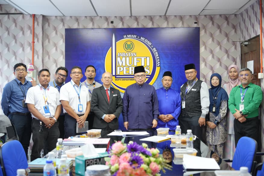 Kunjung Hormat Hospital Tuanku Fauziah Ke Jabatan Mufti Negeri Perlis