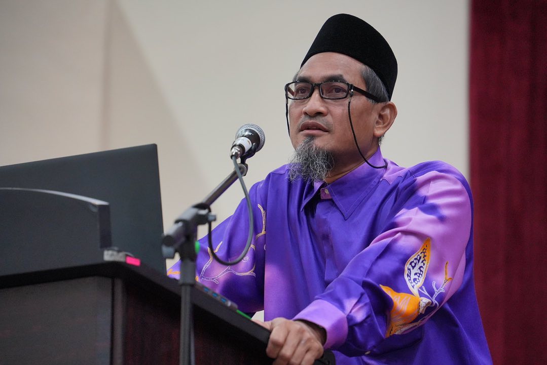 HANAFI.jpg