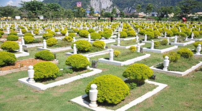 kubur.jpg