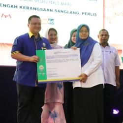 Program Sekolah Amanah Jamalullail & Apresiasi Zakat Pendapatan MAIPs Sempena Sambutan 1 Kurun MAIPs